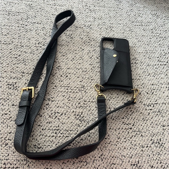 Bandolier Pebble Leather Crossbody Bandolier in Black/Gold /iPhone 11 Pro📱 - Picture 5 of 9